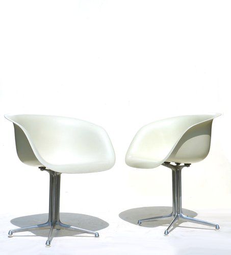 Shell Stuhle Von Charles Ray Eames Fur Herman Miller 1960er