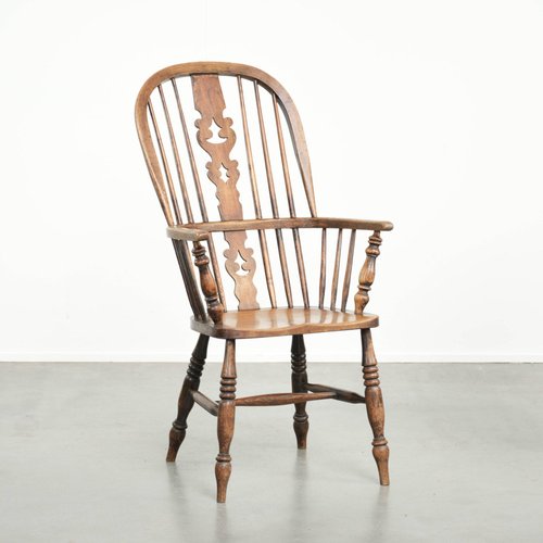 Antique English Spindle Chair, 1800s for sale at Pamono