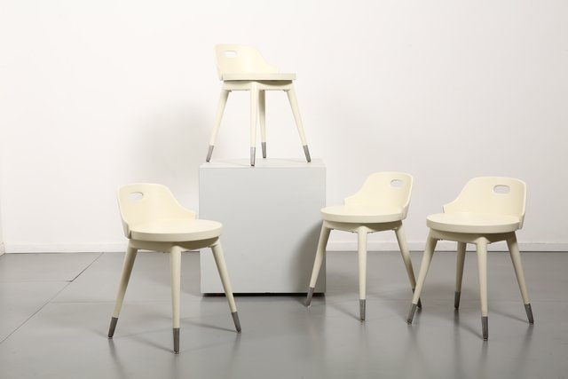 Weiße Vintage Hocker, 1950er, 4er Set bei Pamono kaufen