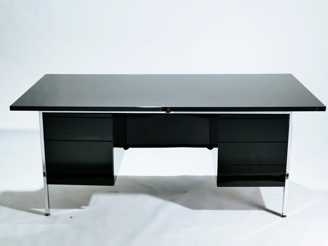 1503 Desk By Florence Knoll Bassett 1950s