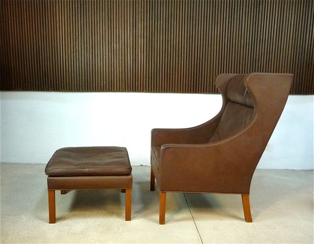 Leather Wingback 2204 Chair & 2202 Ottoman by Børge Mogensen for 