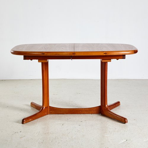 Ovaler Esstisch Aus Teak Von Dyrlund 1960er Bei Pamono Kaufen
