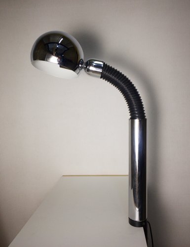 Large clamp light clearance