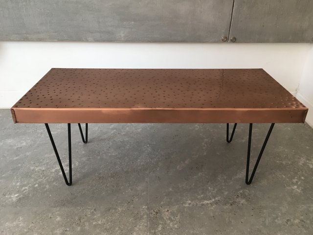 Rechteckiger Vintage Metalltisch Aus Gehammertem Kupfer Bei Pamono Kaufen