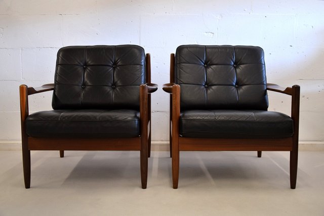 Black Leather Armchair 58 Off, Small Leather Arm Chairs