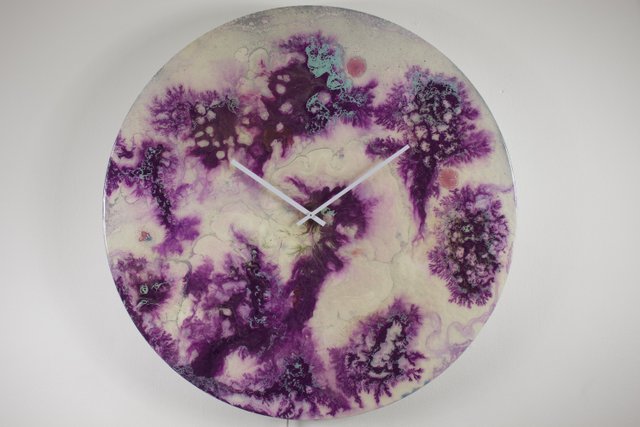 Extra große Wanduhr mit Beleuchtung von Craig Anthony für Reformations