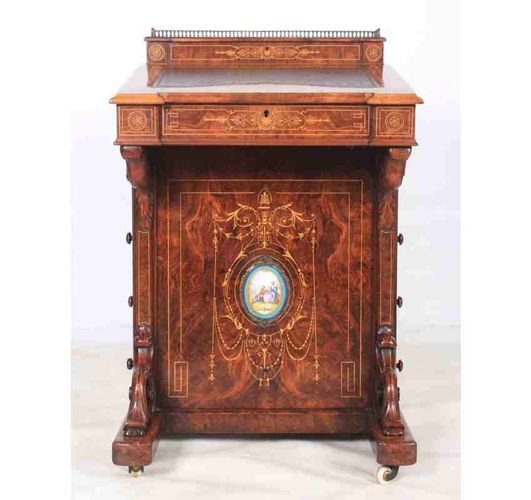 Small Marquetry Inlaid Walnut Davenport Desk 1880s For Sale At Pamono