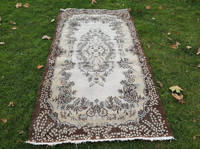 Vintage Turkish Pastel Isparta Rug for sale at Pamono