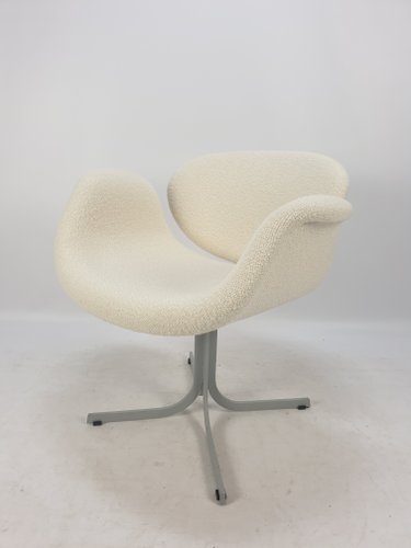 pierre paulin tulip chair