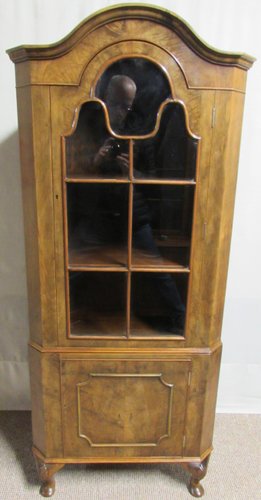 Antique Style Burr Walnut Queen Anne Corner Cabinet For Sale At Pamono