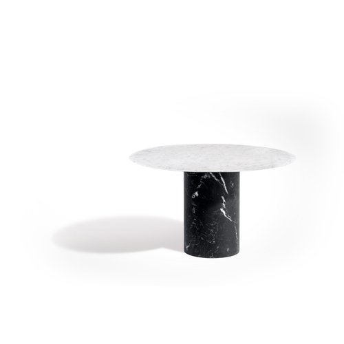 Mesa De Centro Proiezioni En Nero Marquina Bianco Carrara De Elisa Ossino Para Salvatori En Venta En Pamono