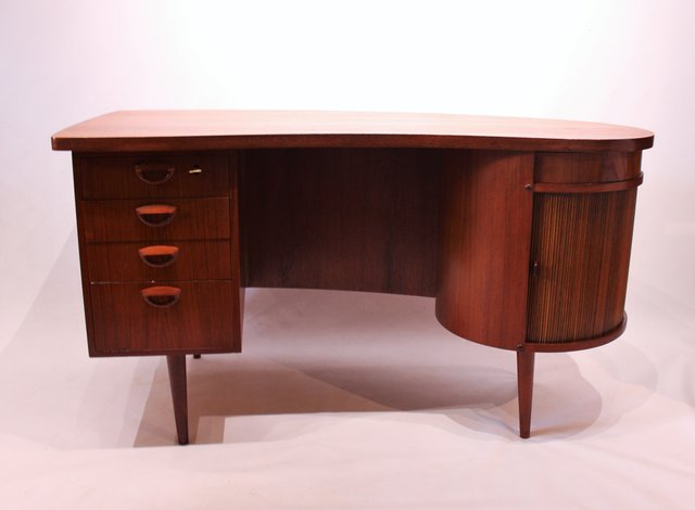 Scandinavian Modern Style Teak Desk By Kai Kristiansen 1960s For