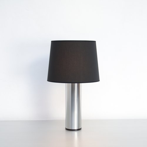 minimalist table lamp