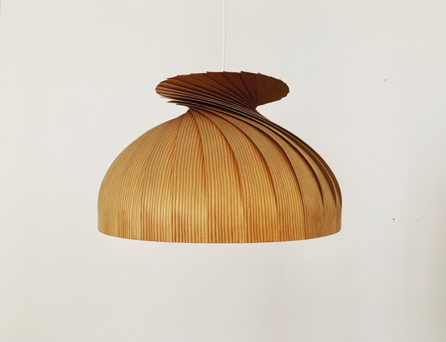 Deckenlampe aus Holz von Hans Agne Jakobsson für Hans Agne Jakobsson AB Markaryd, 1960er Deckenlampe aus Holz von Hans Agne Jakobsson für Hans Agne Jakobsson AB Markaryd, 1960er