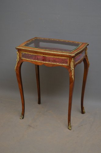 Antique Mahogany Jewellery Display Cabinet For Sale At Pamono