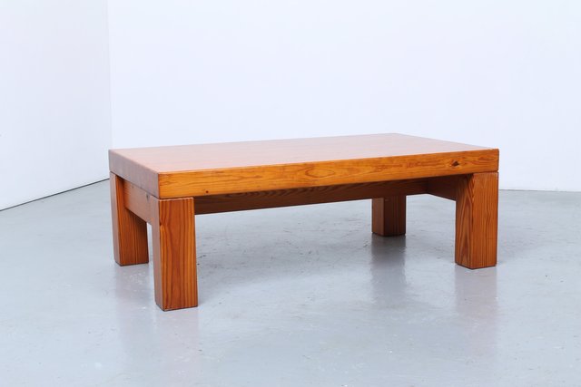 Danish Solid Pine Coffee Table By Ilmari Tapiovaara 1970s Danish Solid Pine Coffee Table By Ilmari Tapiovaara 1970s