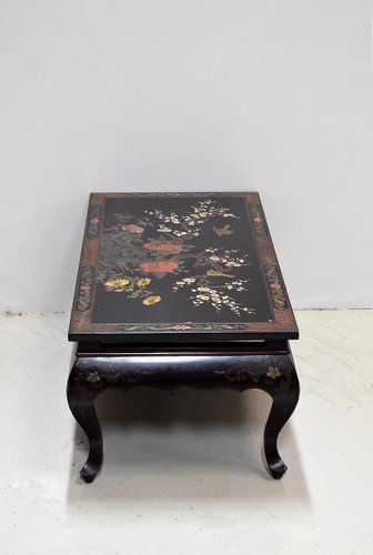 Chinese Vintage Black Lacquered Wood Coffee Table For At Pamono - Carved Coffee Tables