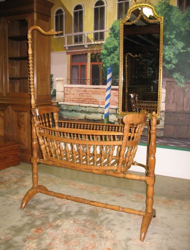 Antique Ash Baby Crib for sale at Pamono