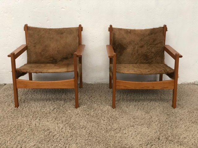 Vintage Pine And Fur Lounge Chairs Set Of 2 For Sale At Pamono