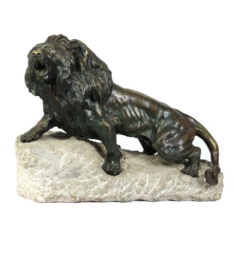 Bronze Lion Sculpture by Cartier, 1920s 