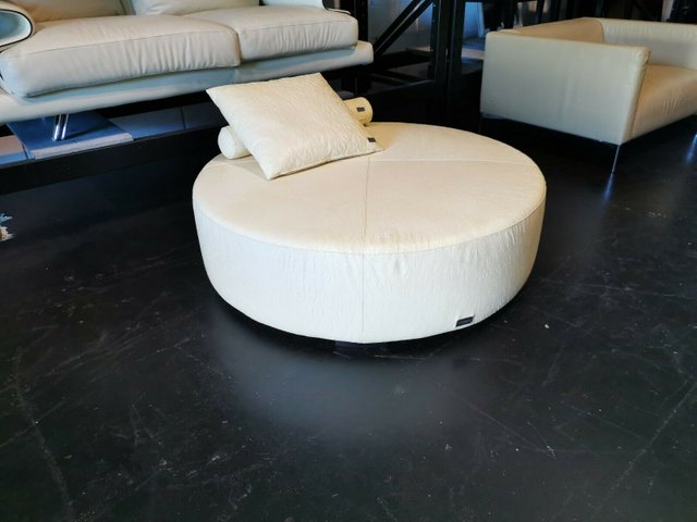 Off White Ottoman From Fendi 2000s For At Pamono - Off White Ottoman Coffee Table Off White Ottoman From Fendi 2000s For At Pamono - Off White Ottoman Coffee Table