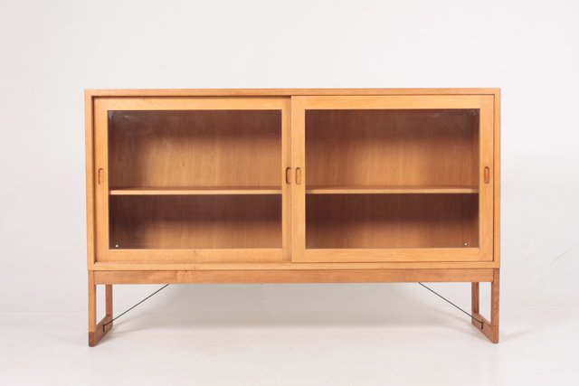 Mid Century Oak Display Cabinet By Borge Mogensen For Karl Andersson Soner 1960s For Sale At Pamono