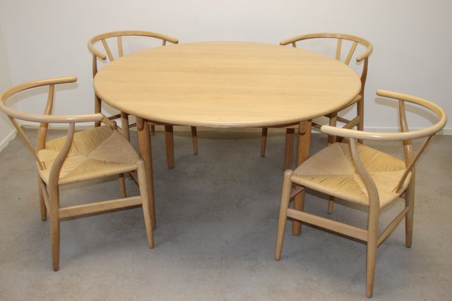Oak Dining Table Chairs Set By Hans J Wegner For Carl Hansen