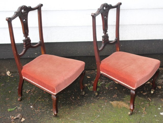 1930s nursing chair