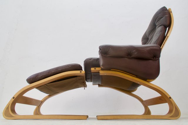 lounge chair