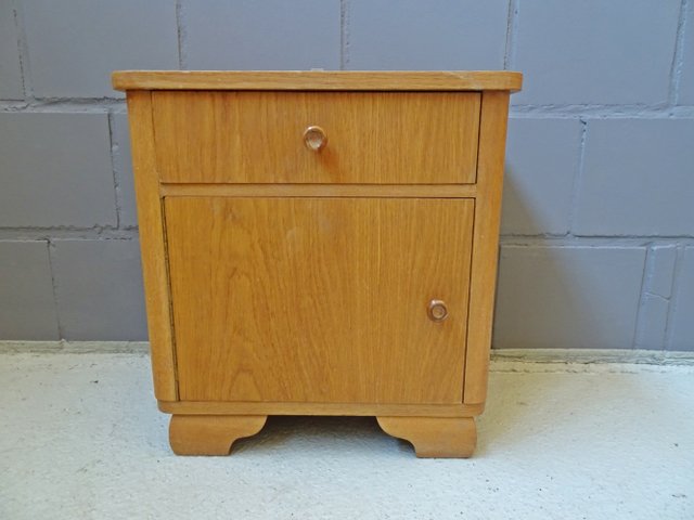 German Oak Nightstand 1940s For At Pamono - Small Oak Side Table With Drawers German Oak Nightstand 1940s For At Pamono - Small Oak Side Table With Drawers