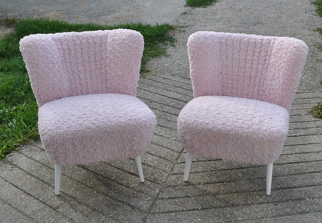 Pink faux fur chair discount