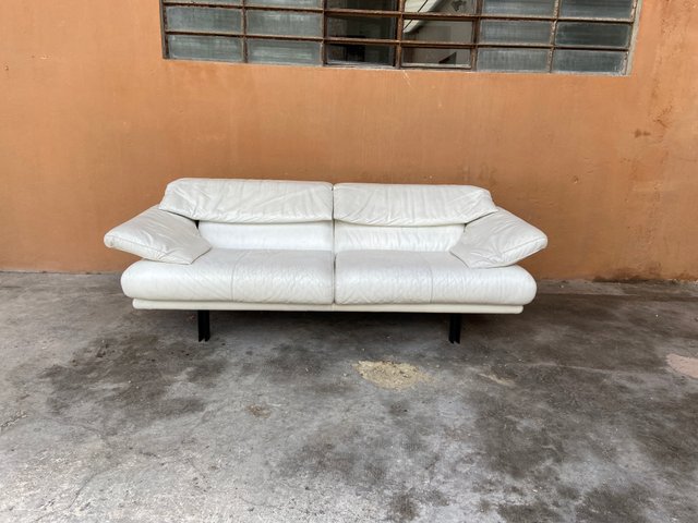 Unevenness Allergic plaster Mid-Century Italian White Leather Alanda Sofa by Paolo Piva for B&B Italia / C&B Italia, 1970s for sale at Pamono Unevenness Allergic plaster Mid-Century Italian White Leather Alanda Sofa by Paolo Piva for B&B Italia / C&B Italia, 1970s for sale at Pamono