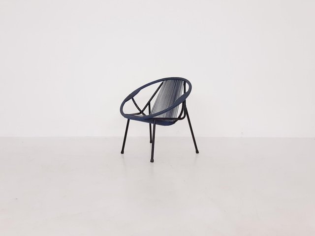 Fisher stacking top egg patio chair