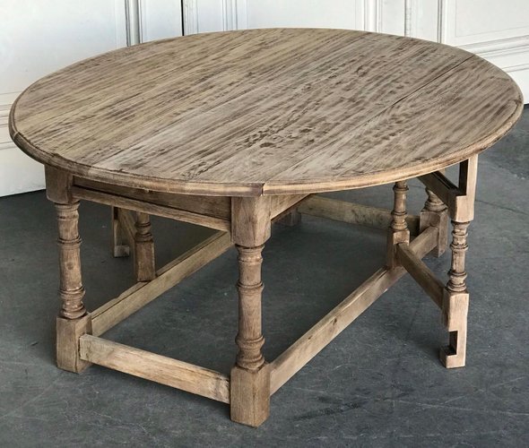 Large Antique French Bleached Oak Round And Oval Coffee Table With Drawers Bei Pamono Kaufen - Oak Coffee Table With 6 Drawers Large Antique French Bleached Oak Round And Oval Coffee Table With Drawers Bei Pamono Kaufen - Oak Coffee Table With 6 Drawers