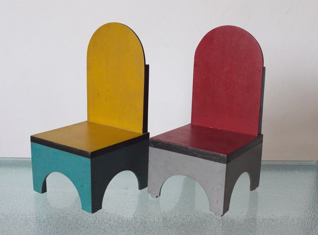 toy chairs