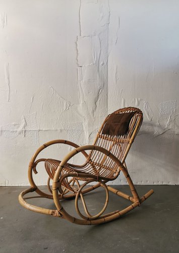 Vintage rattan rocking chair store