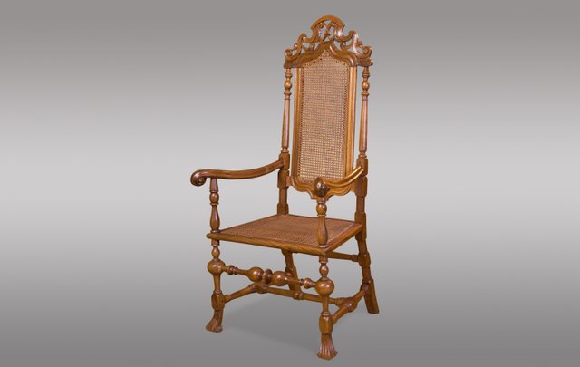 Fauteuil 17eme Siecle Antique En Noyer Sculpte Espagne En Vente