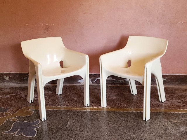 Gaudi Dining Chairs By Vico Magistretti For Artemide 1970s Set Of 2 For Sale At Pamono