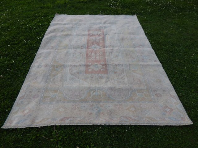 Vintage Turkish Rug, 1970s for sale at Pamono