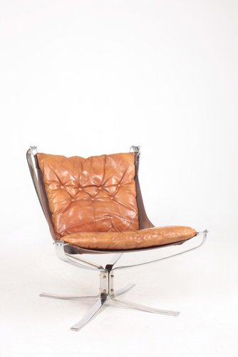 Patinated Leather Falcon Chair by Sigurd Ressell for Vante Lenestolfabrikk,  1960s for sale at Pamono