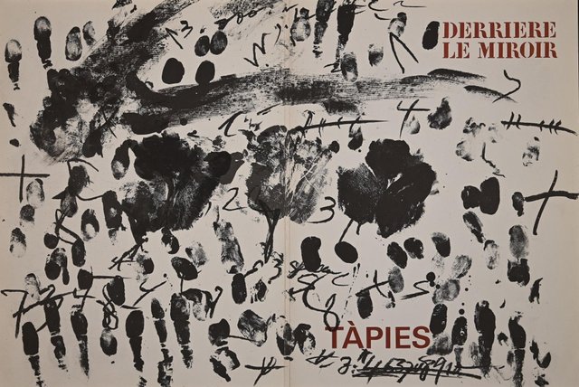 Couverture Antoni Tapies pour Derriere Le Miroir - Lithographie Originale -  1968 en vente sur Pamono