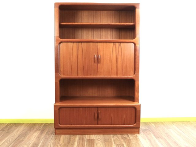 Estanterías de pared danesas Mid-Century de teca de Dyrlund. Juego de 4