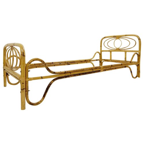 Italienisches Bambus Schlafsofa, 1960er bei Pamono kaufen