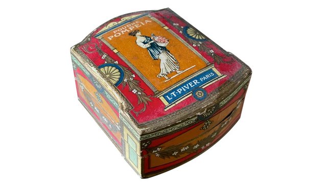 Antique French Art Nouveau Powder Box for sale at Pamono