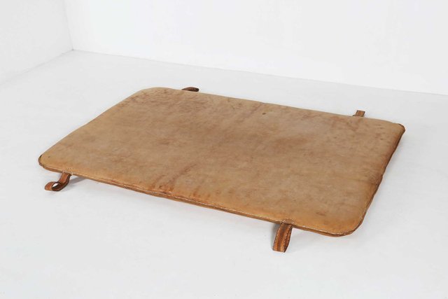 Leather Gym Mat 1930s bei Pamono kaufen