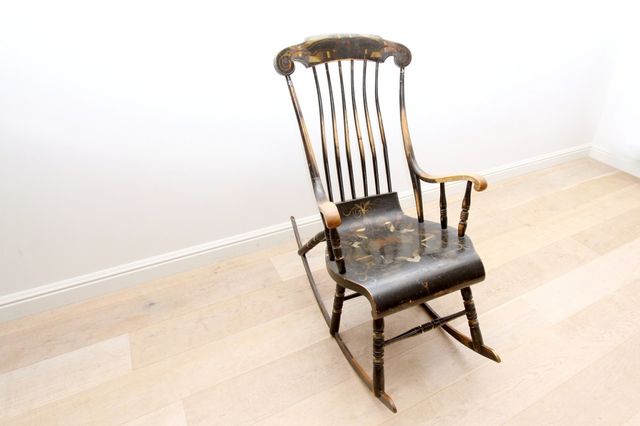 Antiker Skandinavischer Schaukelstuhl, 19. Jahrhundert bei Pamono kaufen