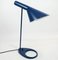 Lámpara de mesa en azul oscuro de Arne Jacobsen para Louis Poulsen, Imagen 4