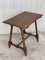 Tavolino barocco con base in legno di noce intagliato, Immagine 3