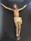 18. Jahrhundert, geschnitztes Holz, das Christus am Kreuz darstellt 2