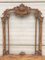 Mesa consola y espejo Pier estilo renacentista de nogal tallado y dorado. Juego de 2, Imagen 3
